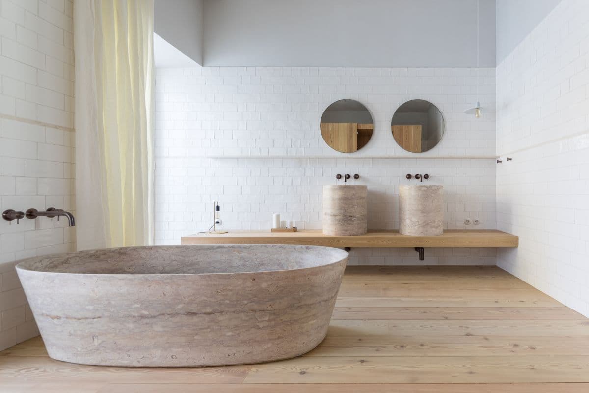 stone baths in Byron Bay